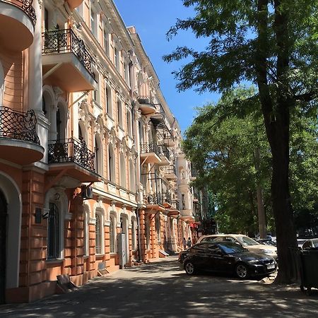 Apartamenty Na Sofievskoy Odesa Exterior foto