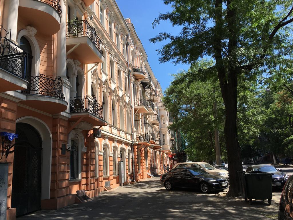 Apartamenty Na Sofievskoy Odesa Exterior foto
