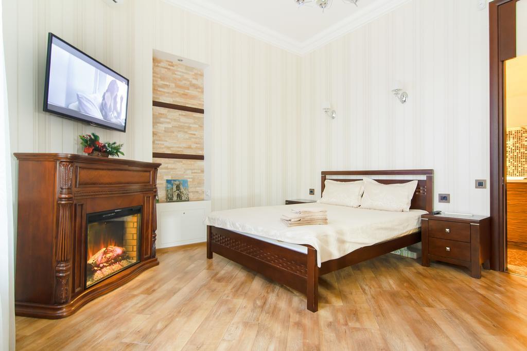 Apartamenty Na Sofievskoy Odesa Exterior foto