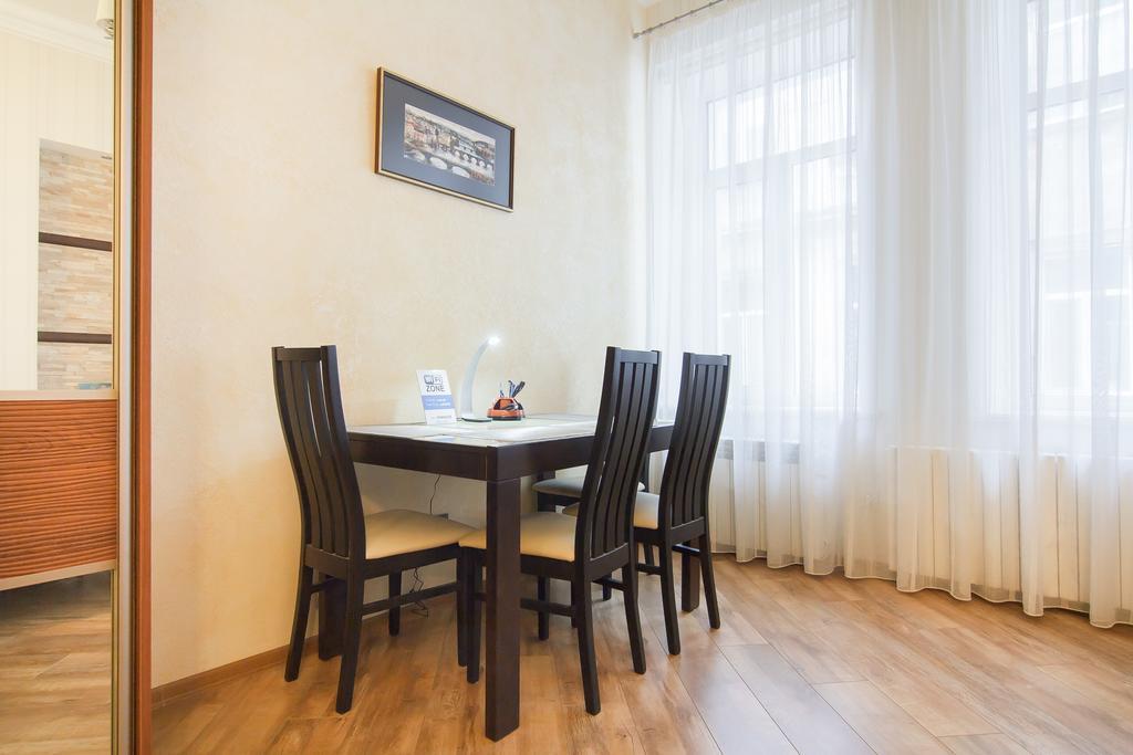 Apartamenty Na Sofievskoy Odesa Exterior foto
