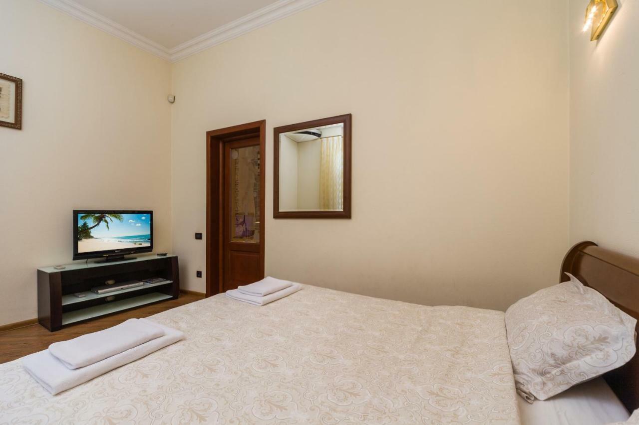 Apartamenty Na Sofievskoy Odesa Exterior foto