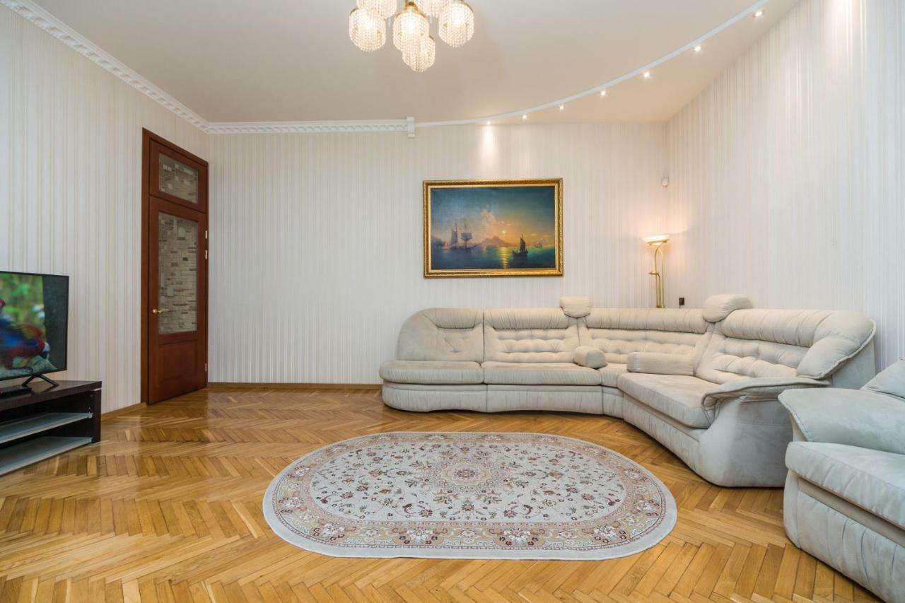 Apartamenty Na Sofievskoy Odesa Exterior foto