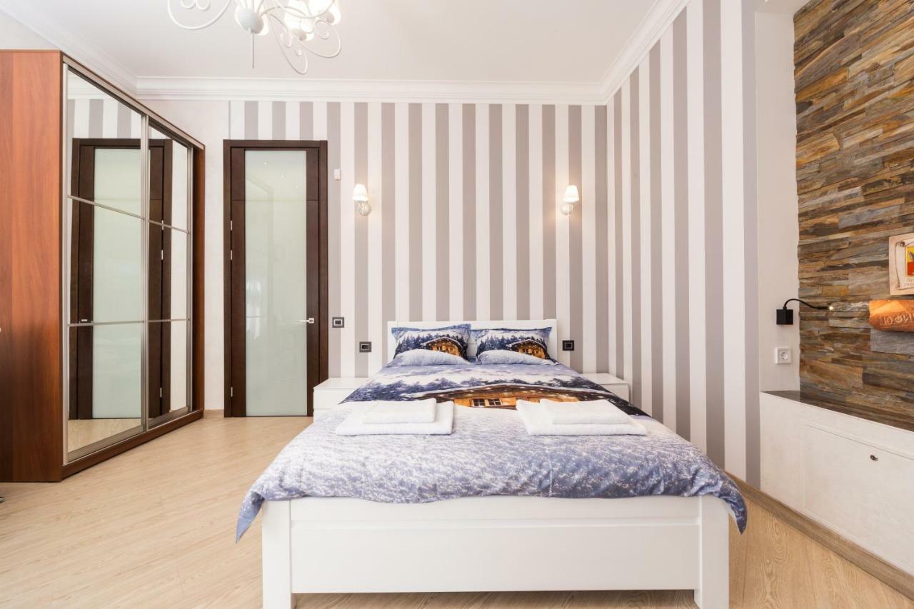 Apartamenty Na Sofievskoy Odesa Exterior foto